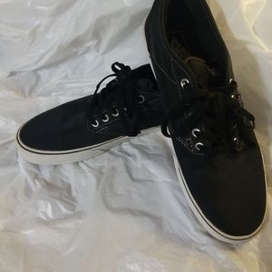 Vans / Off the Wall / Black / size 10